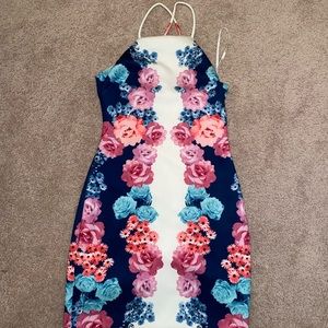 Elegant floral pencil dress
